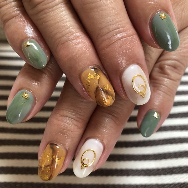 持ち込みデザイン可能の橿原にあるネイルサロン